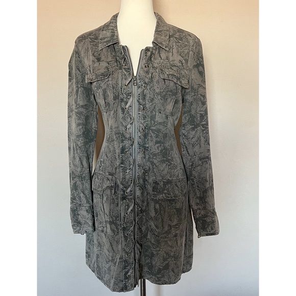 Pam & Gela Dresses & Skirts - PAM & GELA Palm Print Zipper Dress - Size M